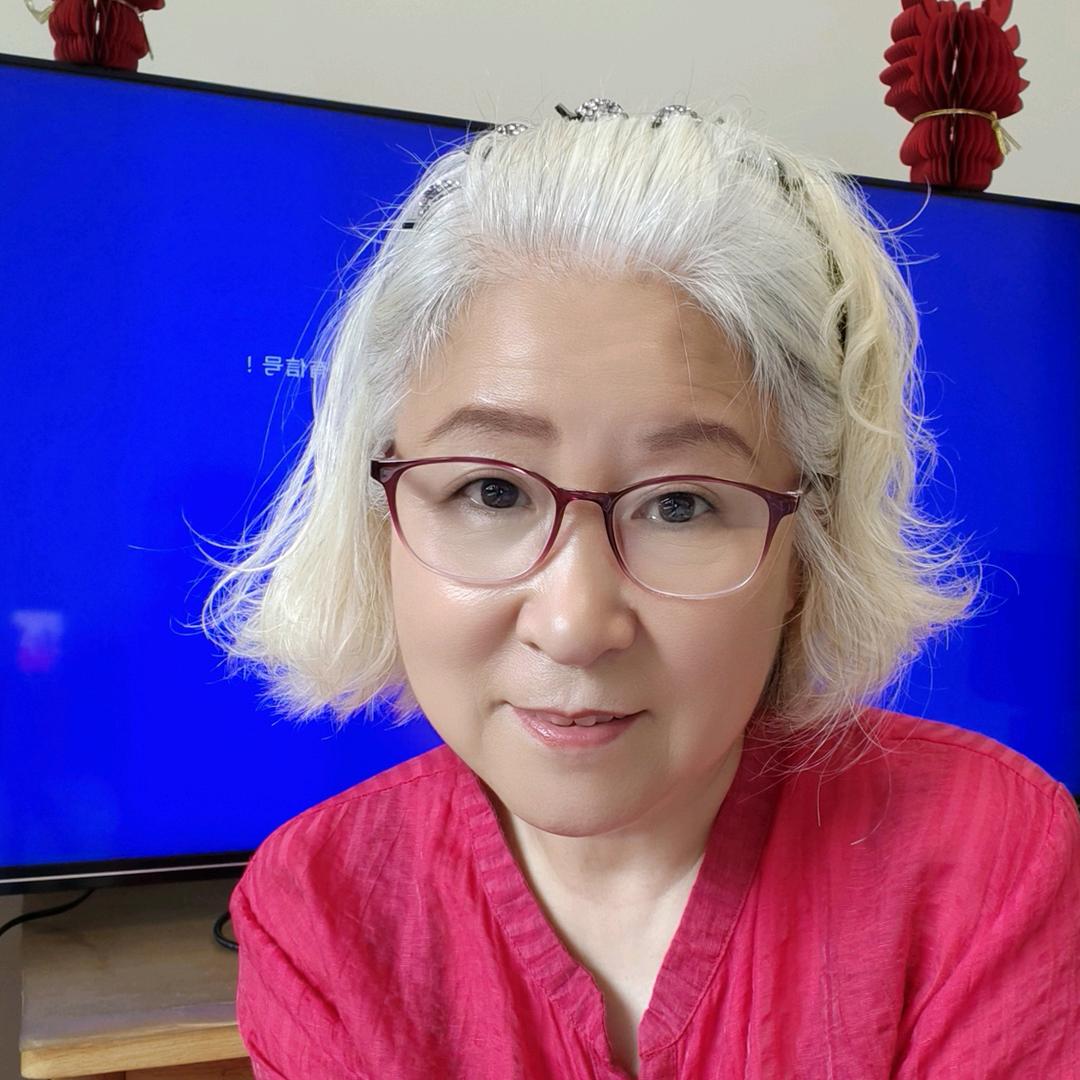 蓝莓姐(上午9点50见)