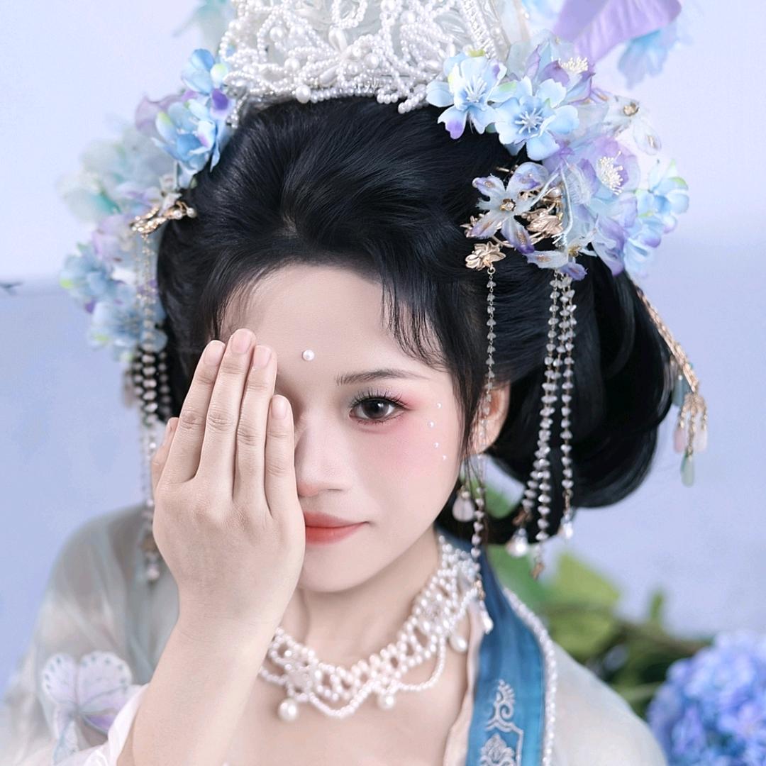 杨咩咩