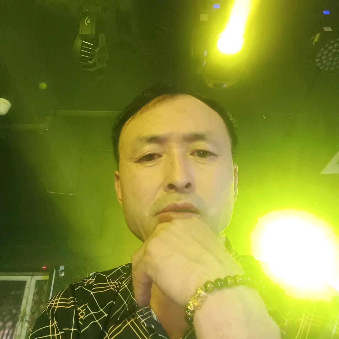 脚蹋一座城哥《沙湾》