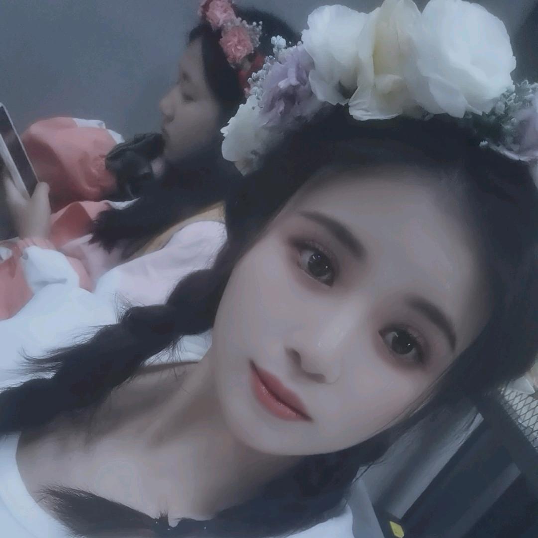 小阿姨。