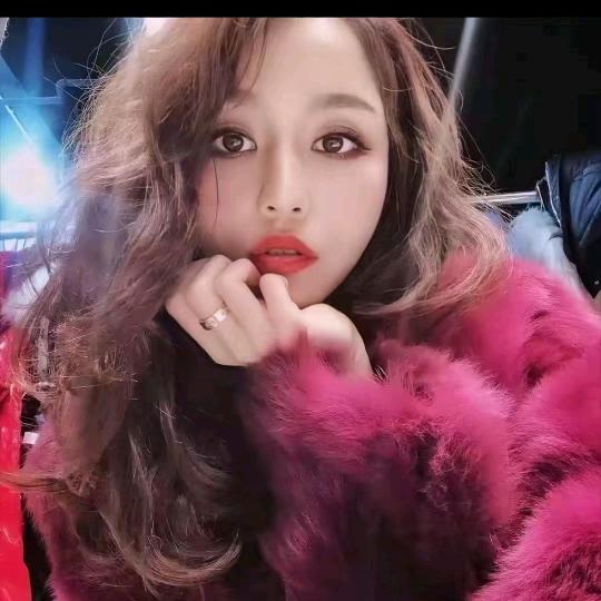 懒猫nono—（直播穿搭返场）