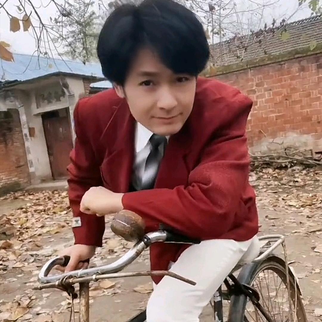怀旧三三🎤