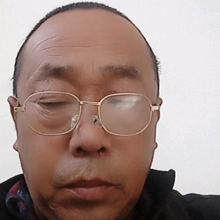 高景海
