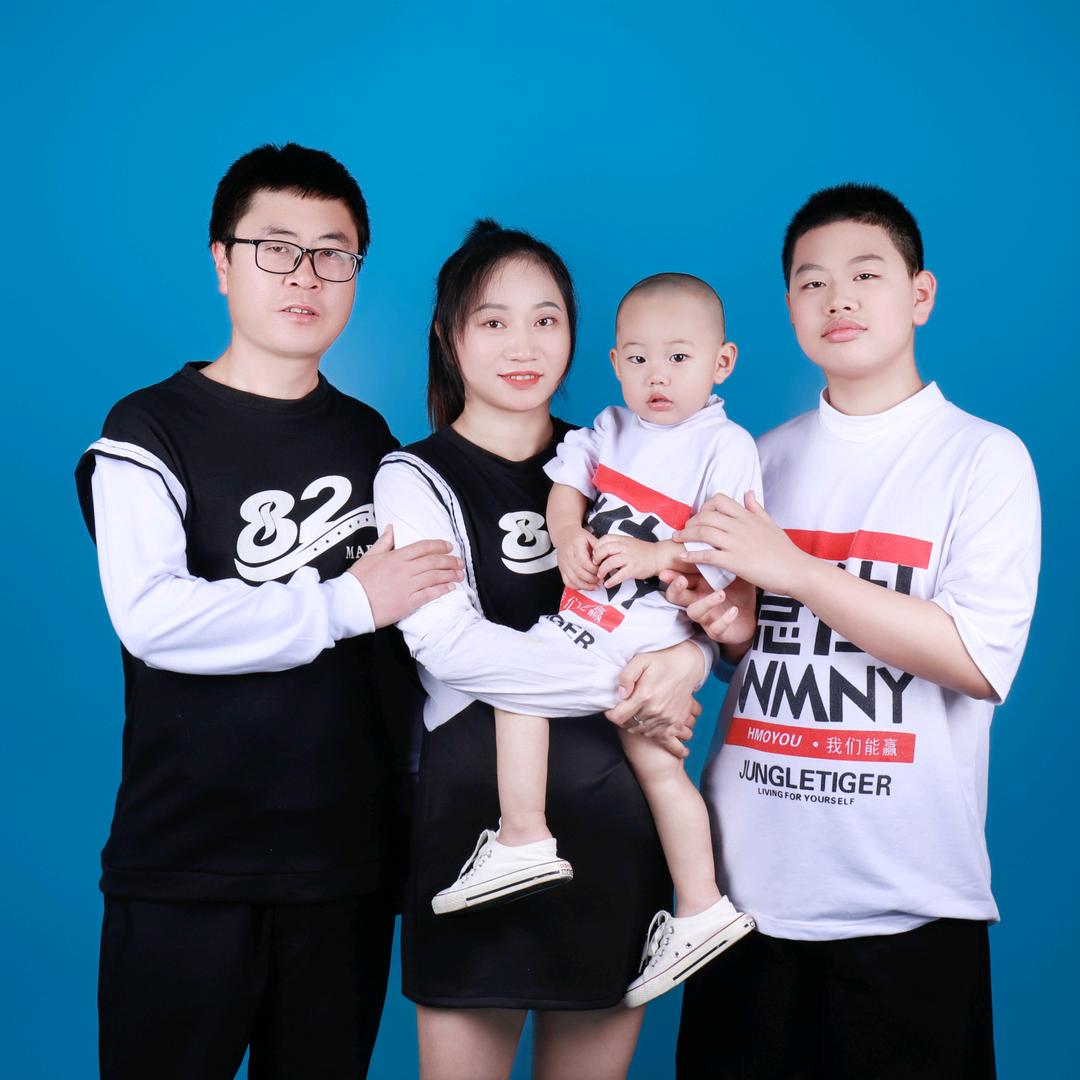 张  敏