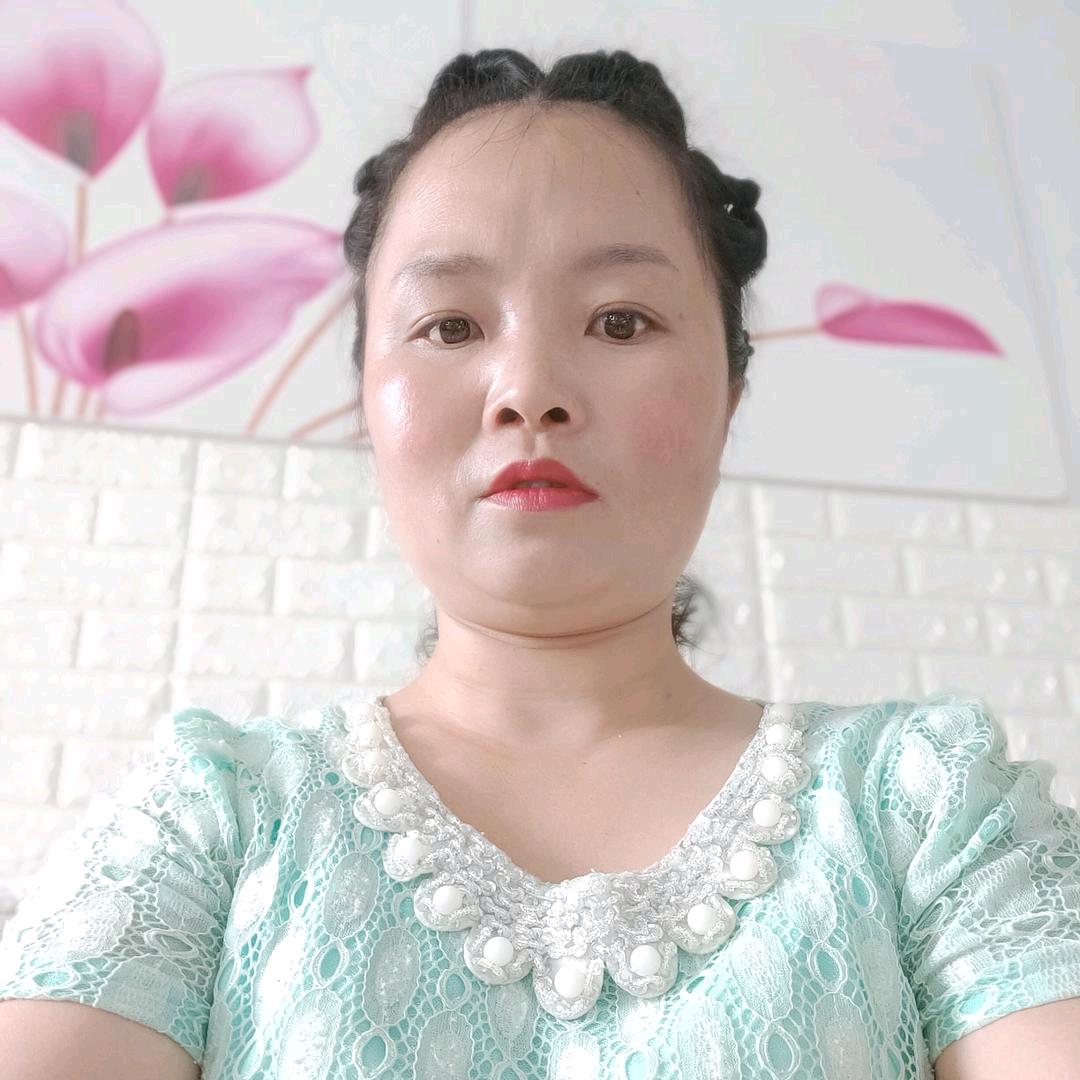 小梁.