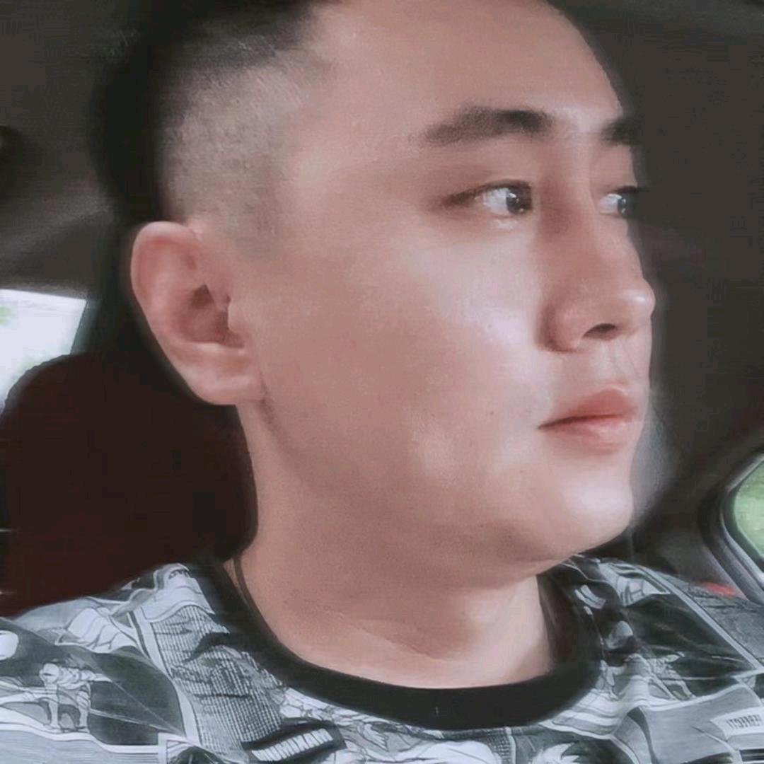 倔犟嘚胡茬er