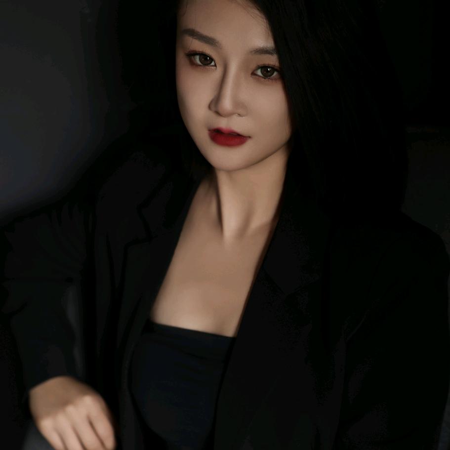 Miss.陈