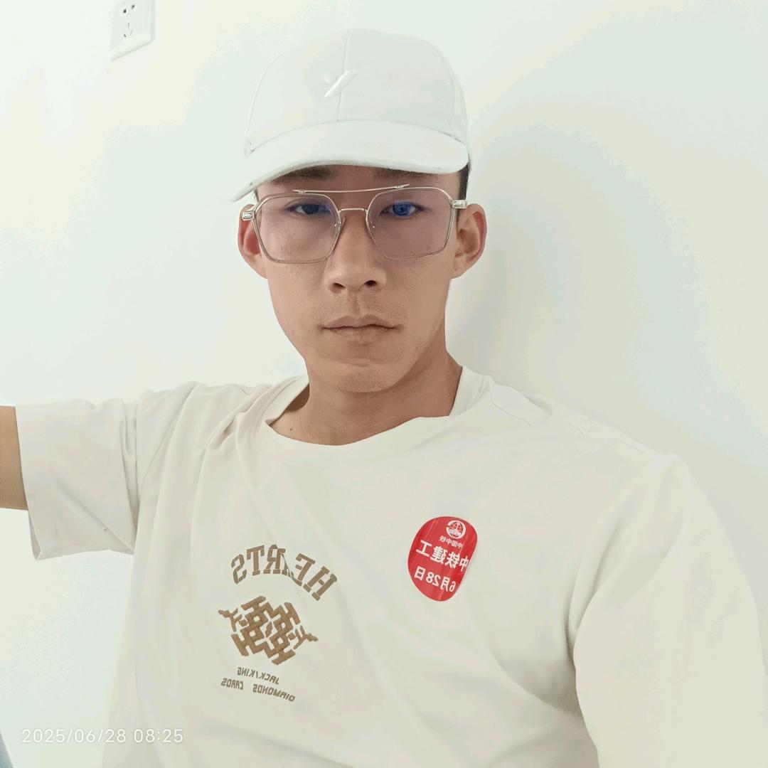 用眼泪诠释悲伤