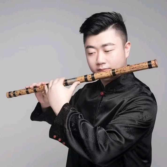 刘奕成笛箫
