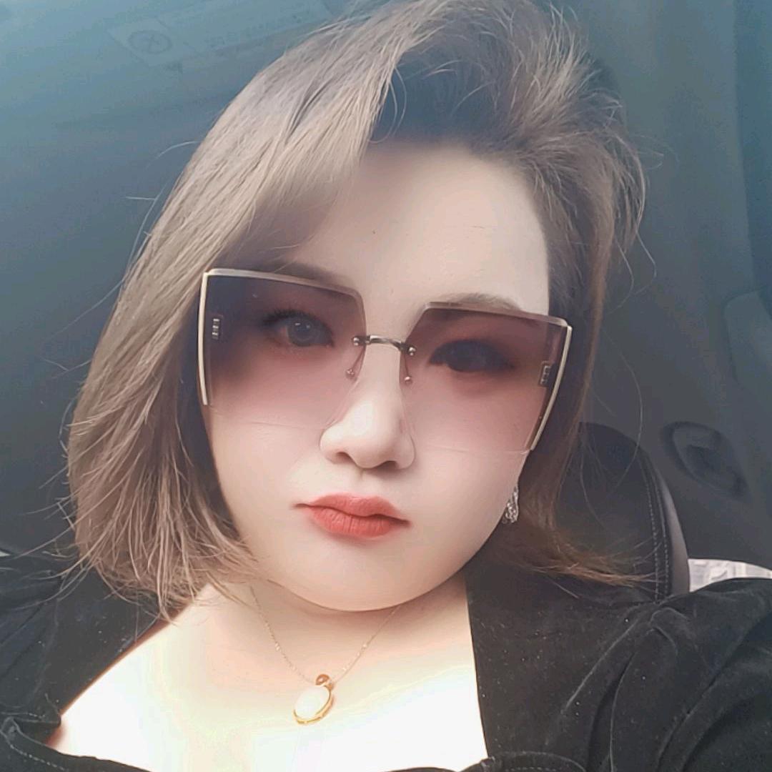 王小妮