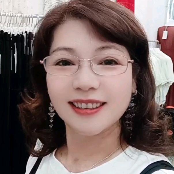 兰花，晚上21点开播