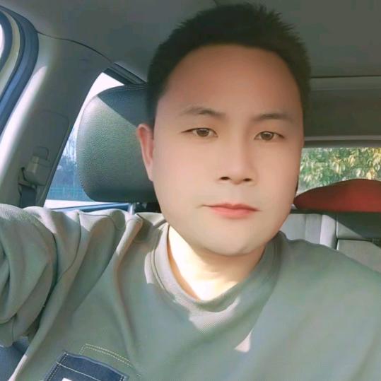 笑是为了掩饰