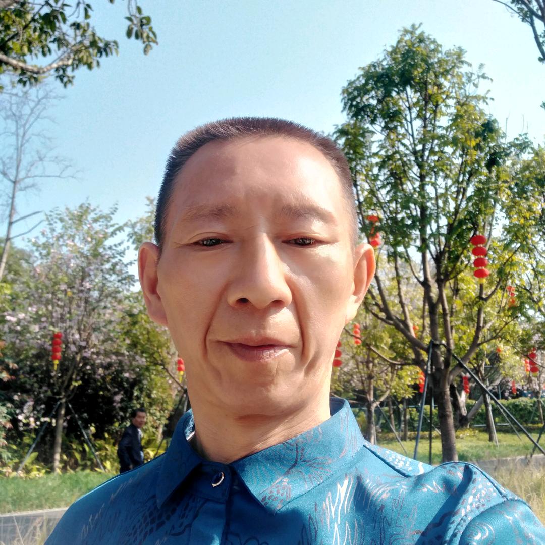 陈哥爱唱歌