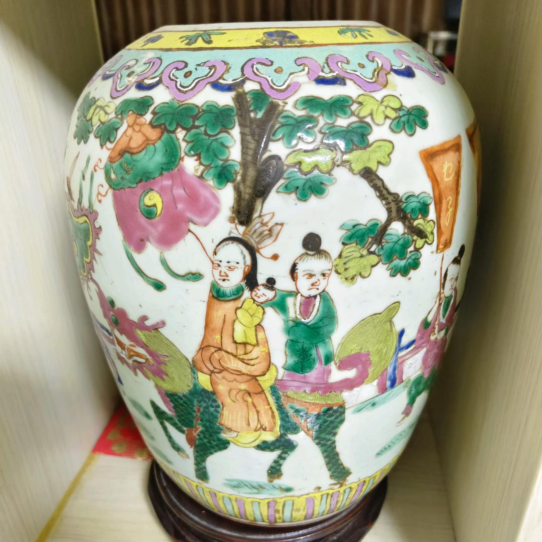 会凤陶瓷艺术品