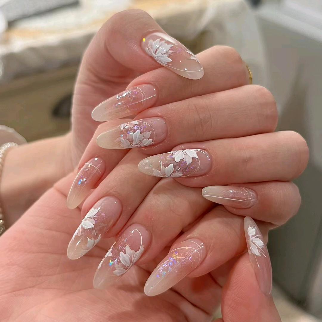 新乐柚上美甲美睫