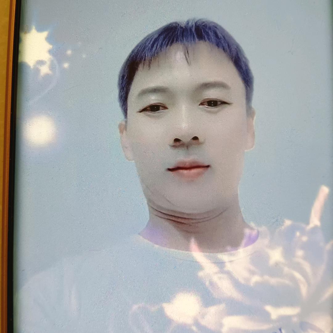 用户1649883945301