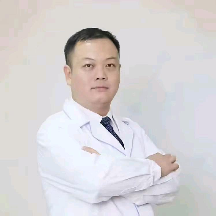 皮肤科专家李季