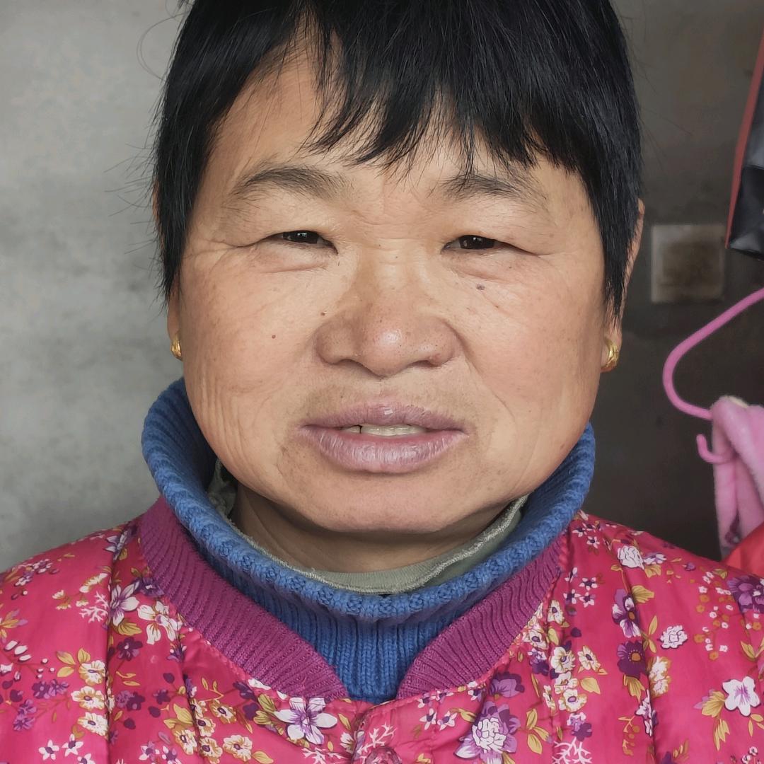 农村二姐（小号）晚上7：10