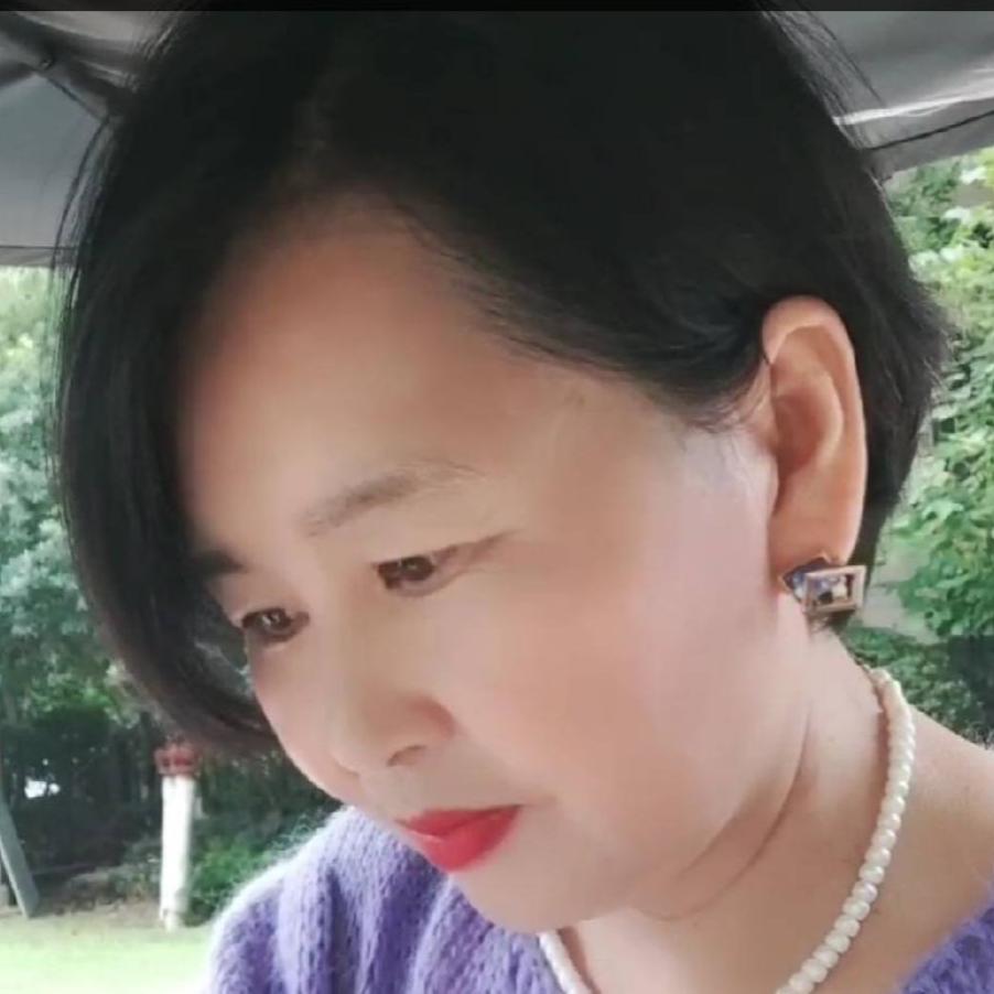 潘姐（八点半直播）