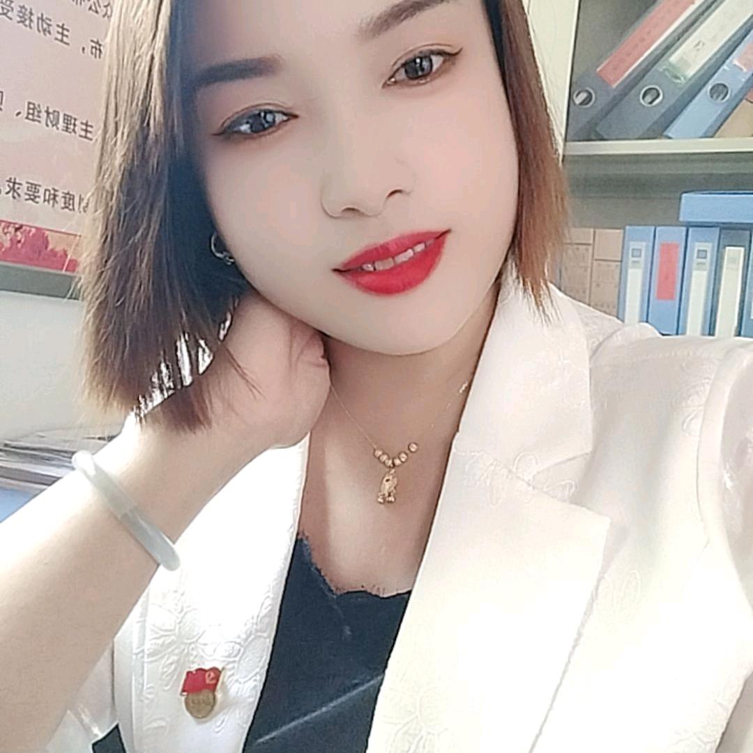 杨斜俏佳人——王茹