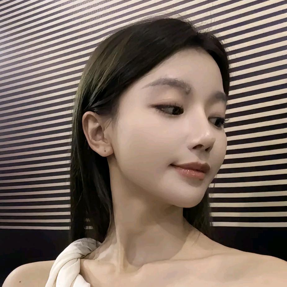 刘一一穿搭推荐