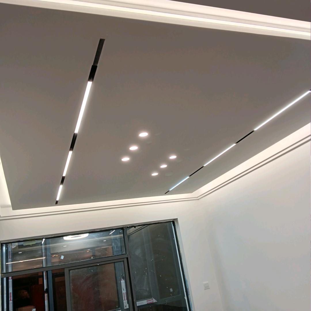 镇雄云锦装饰工程有限公司小号