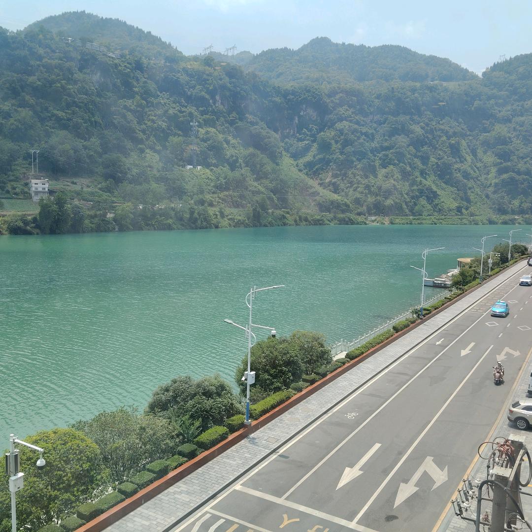 阿富