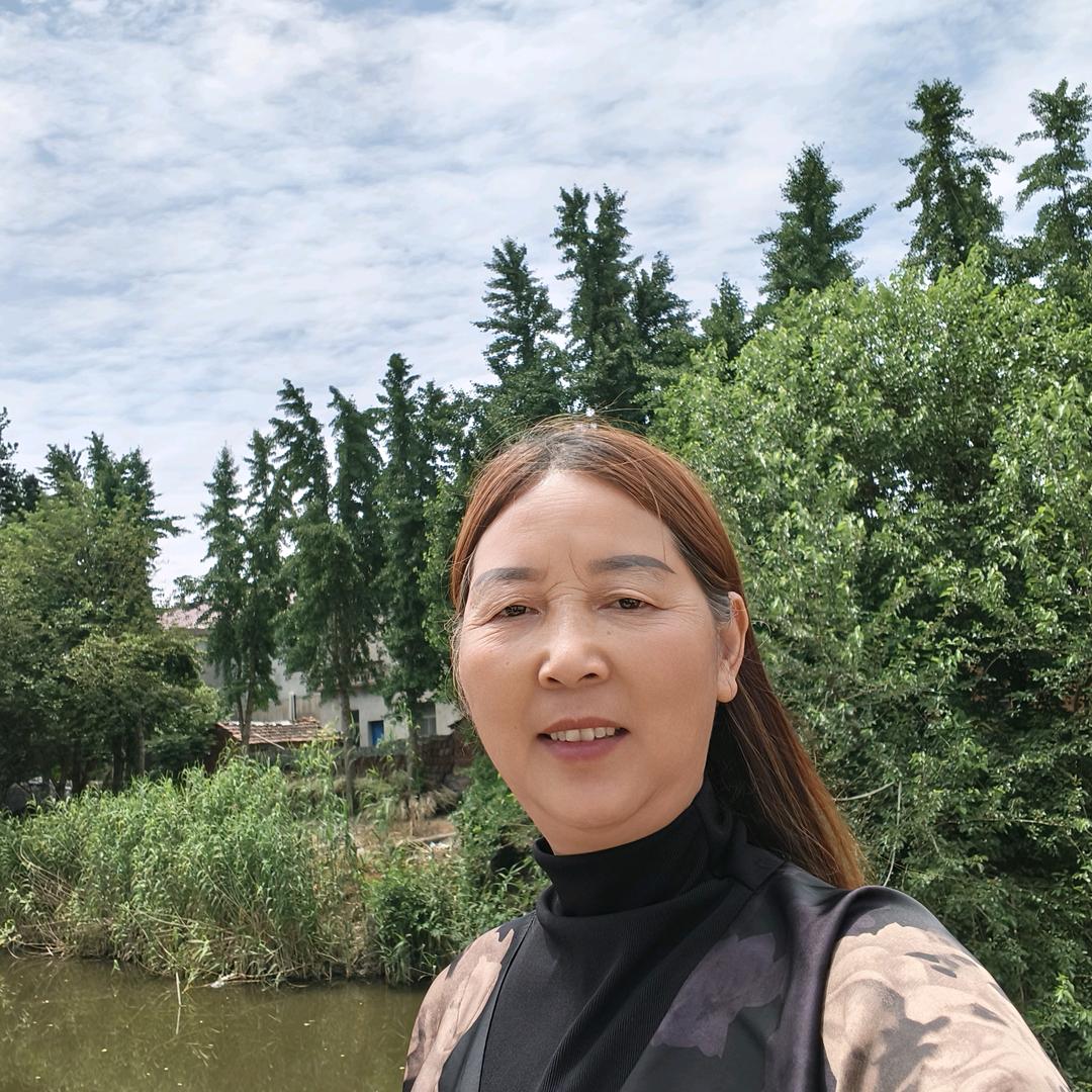 芳姐姐晚上12一1点开播