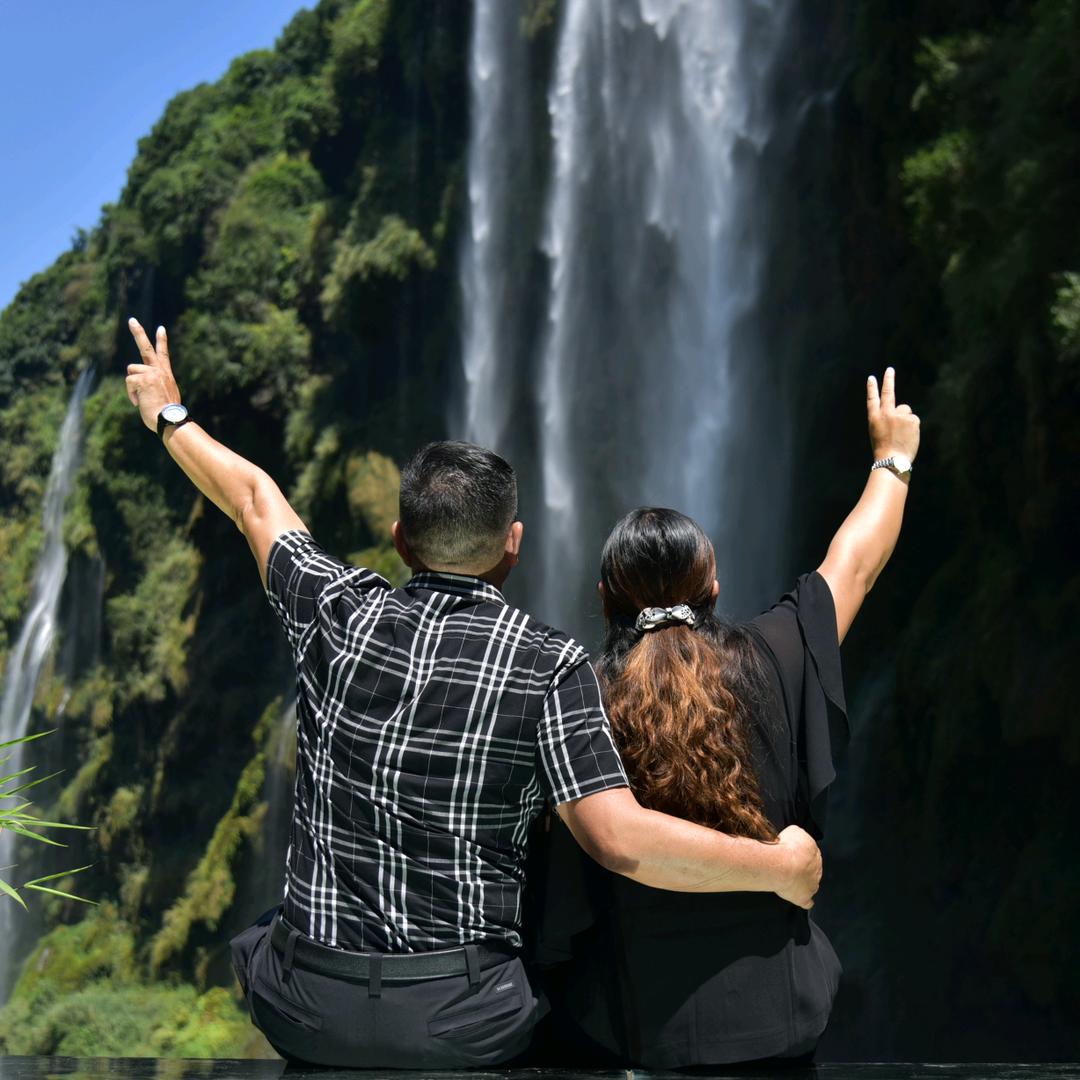 网约女司机专跑兴义→安龙→百色