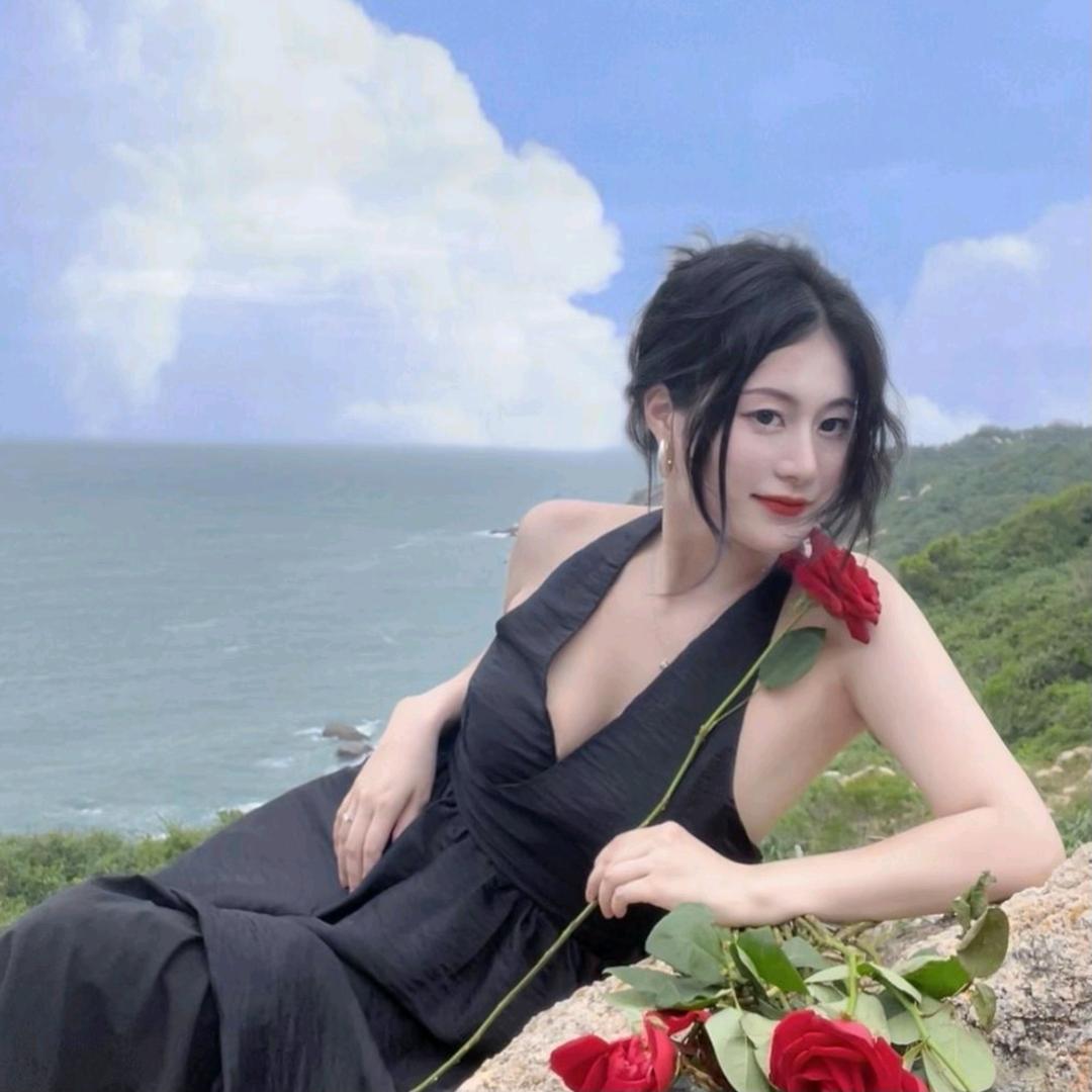 🐭阳光下的微笑🦋