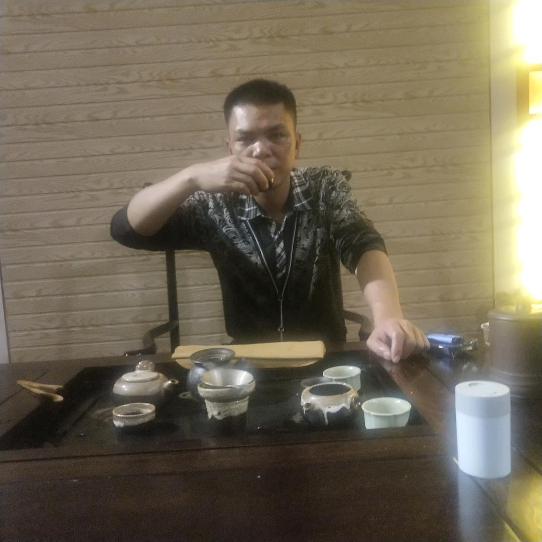 伍大狼