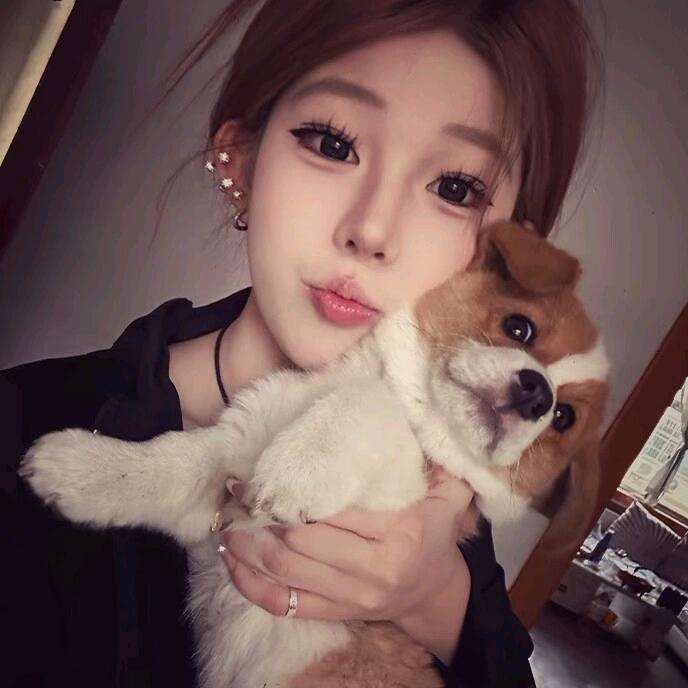 一H.小佳