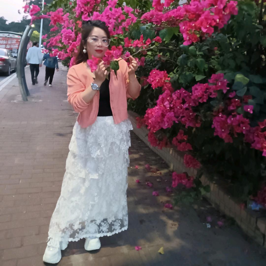 🌹开开心心每一天 🌹