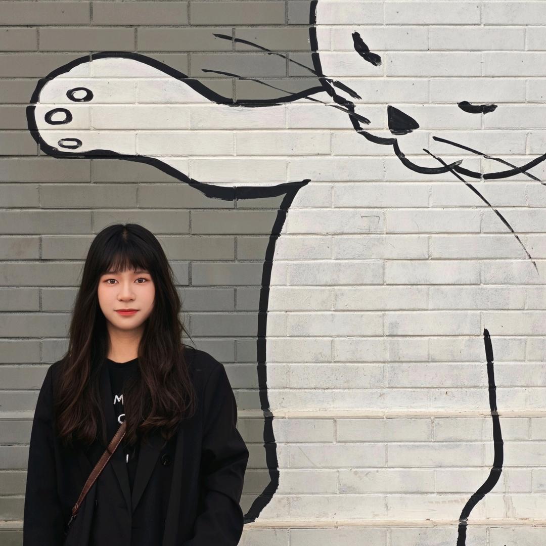 徐妍-