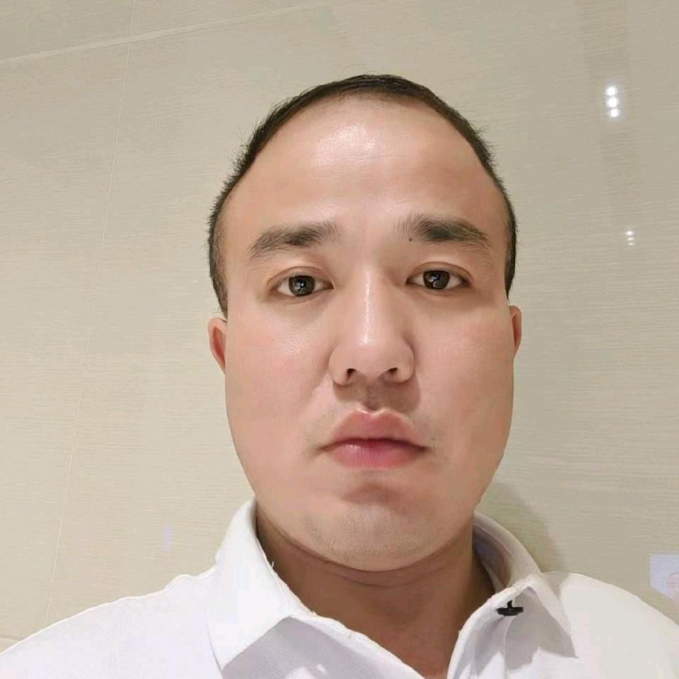 傅前成