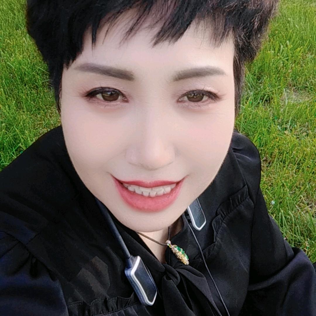 淡漠的尘埃