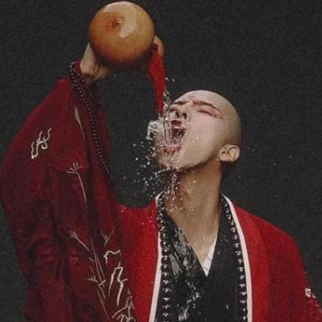 孤云独去闲