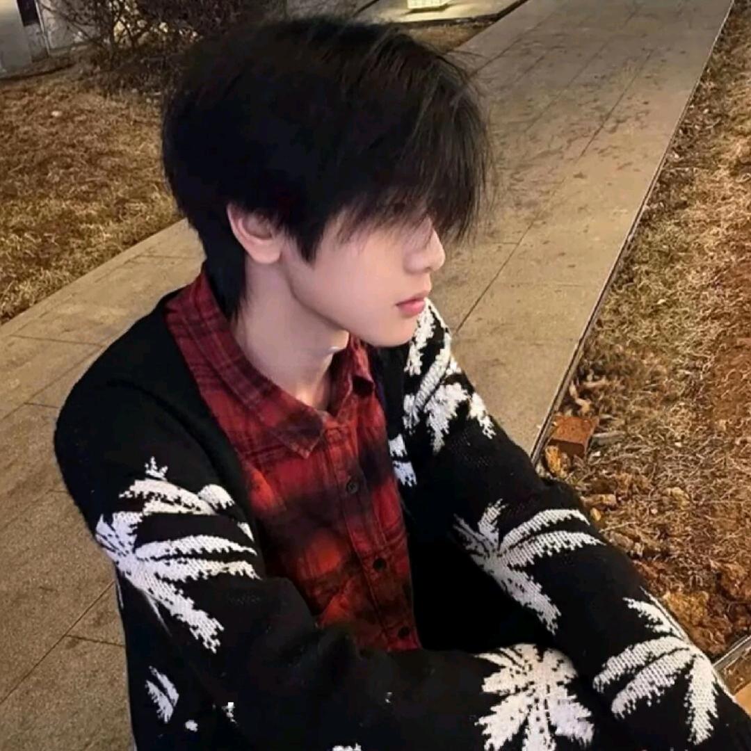 冰美式他是我哥亲