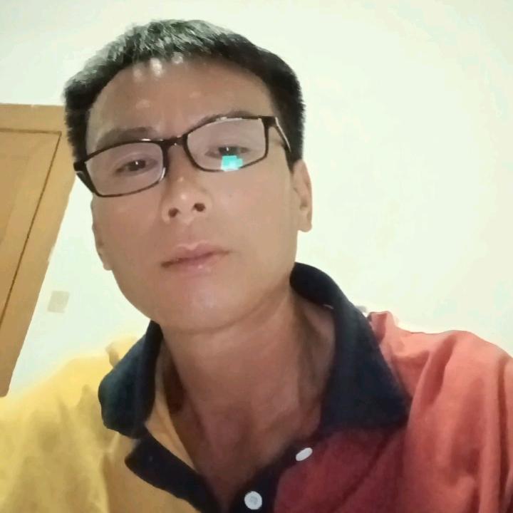 王立秋