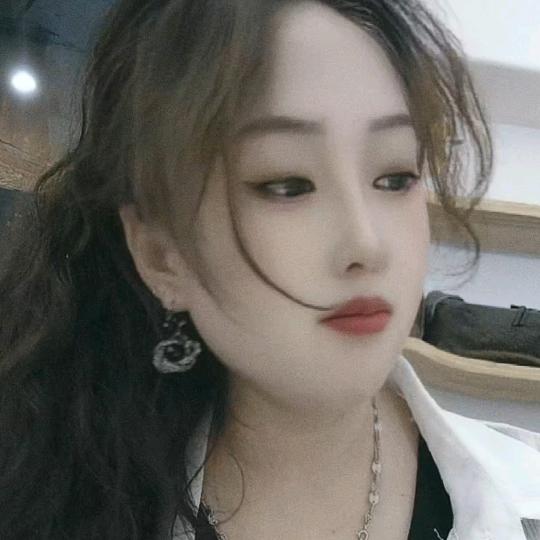 红姐古木樨服饰商行