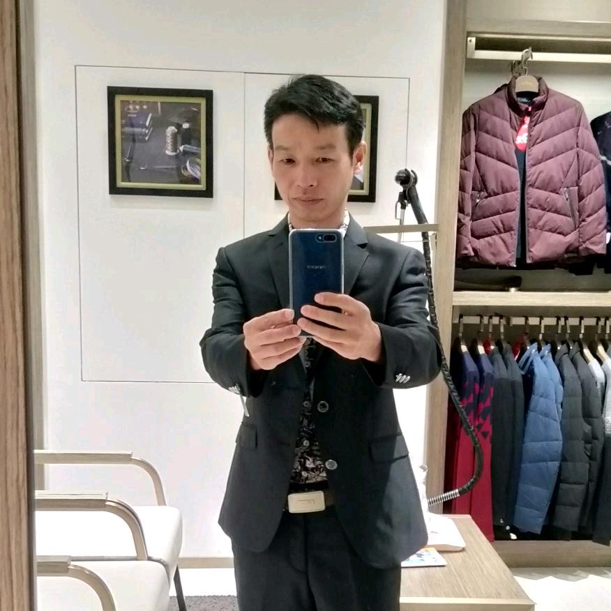 笑脸迎人脉