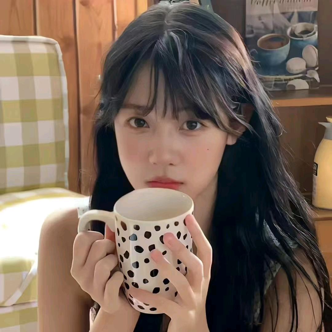 不⁴小哭包o(´^｀)o