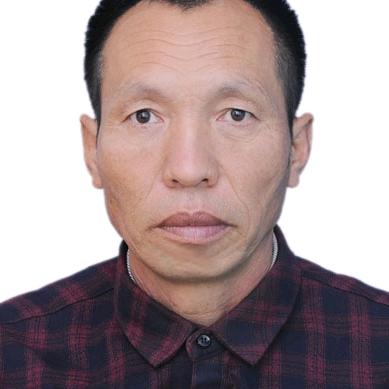 近水楼台先得月