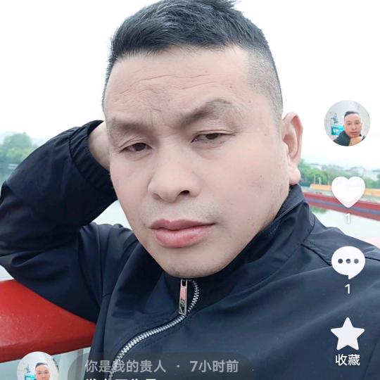 拼搏的路上。陶万品