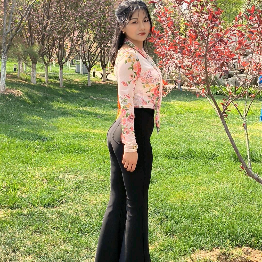 蕾蕾吖