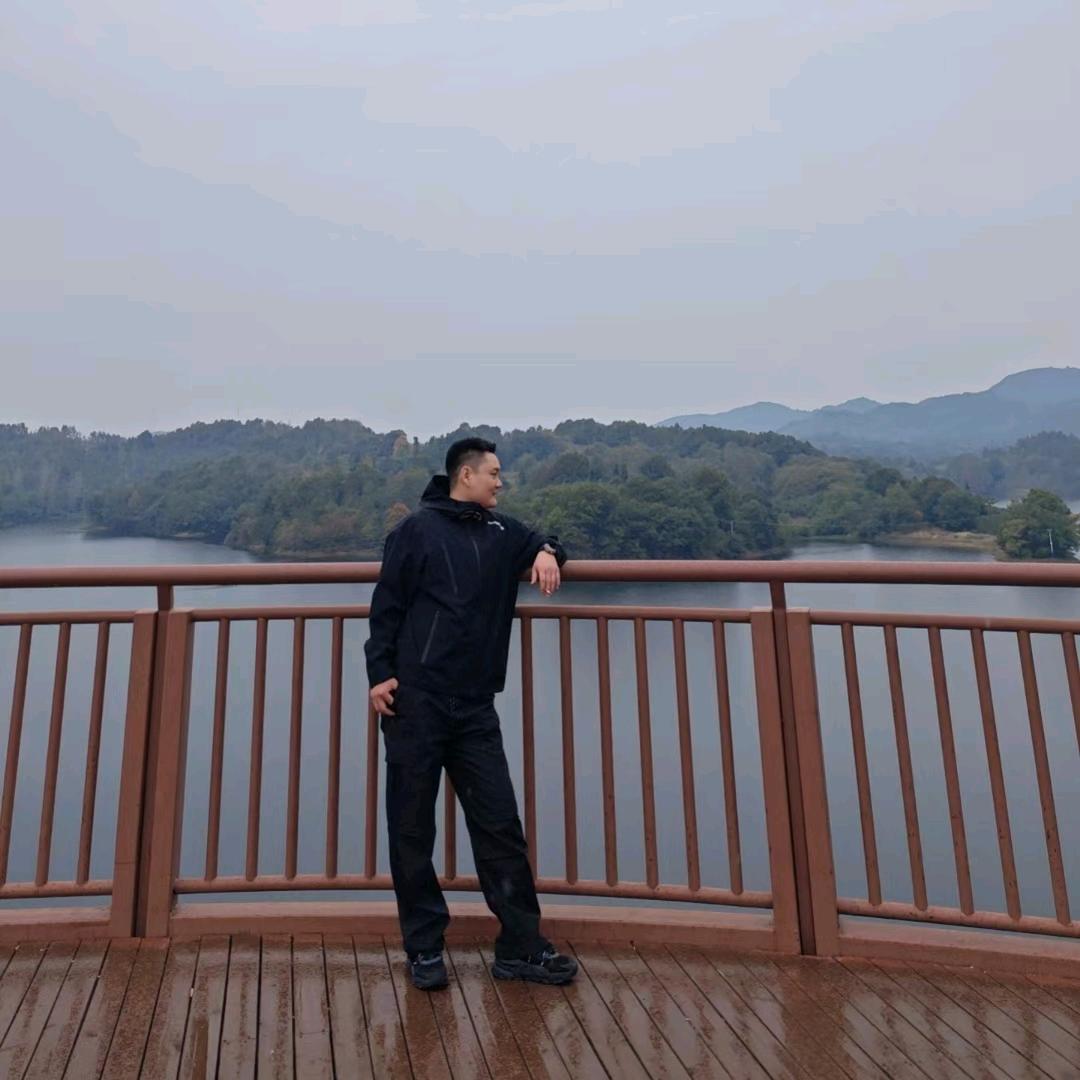 心事全写在脸上🇨🇳
