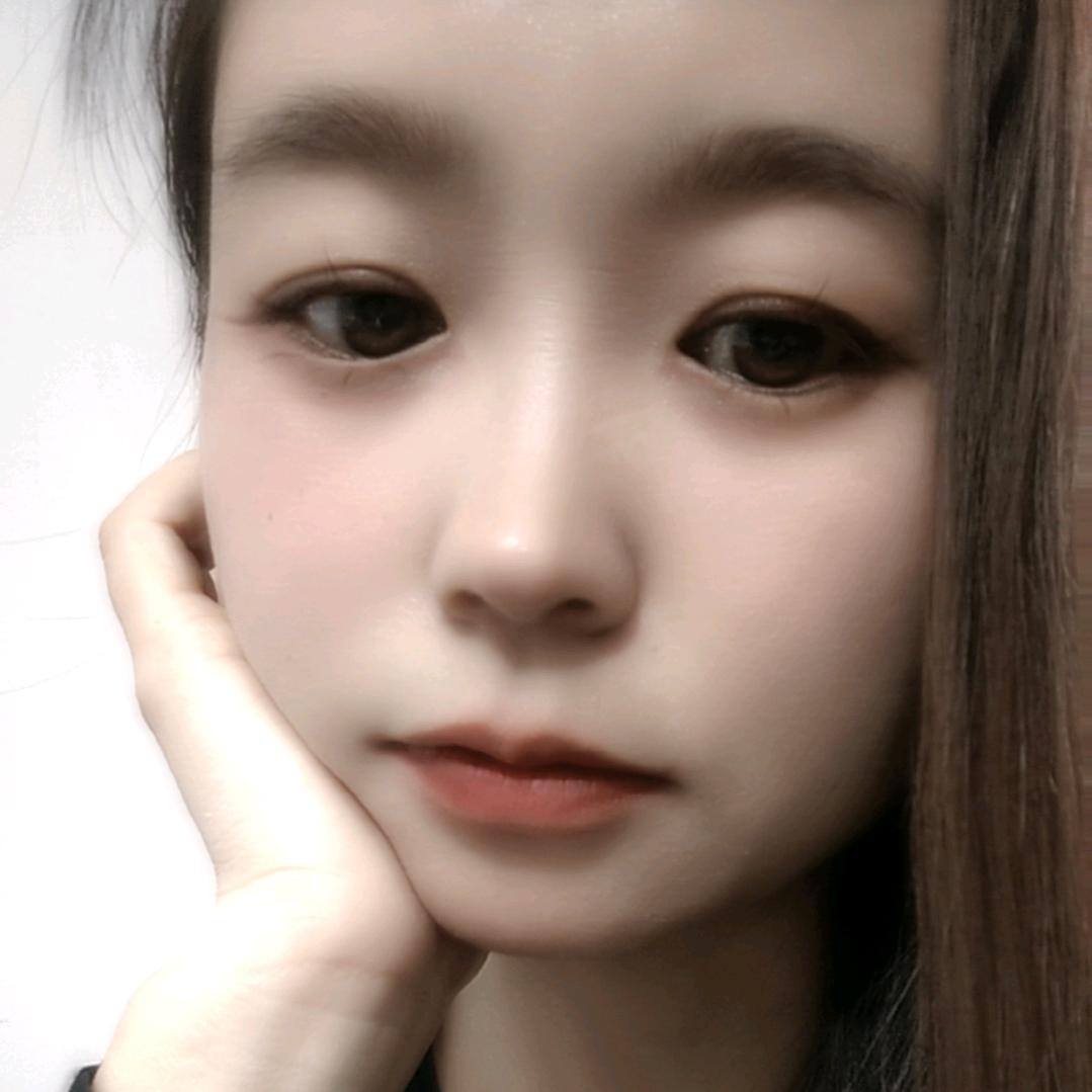ℋღ᭄冰逸🍒᭄💞࿐(连赞拉黑)