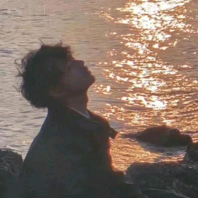 瑞云.