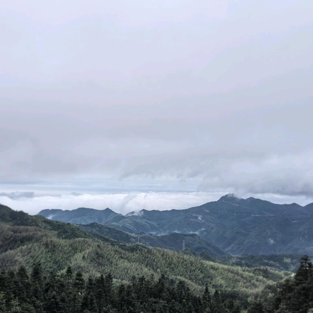 此时此刻很开心呀