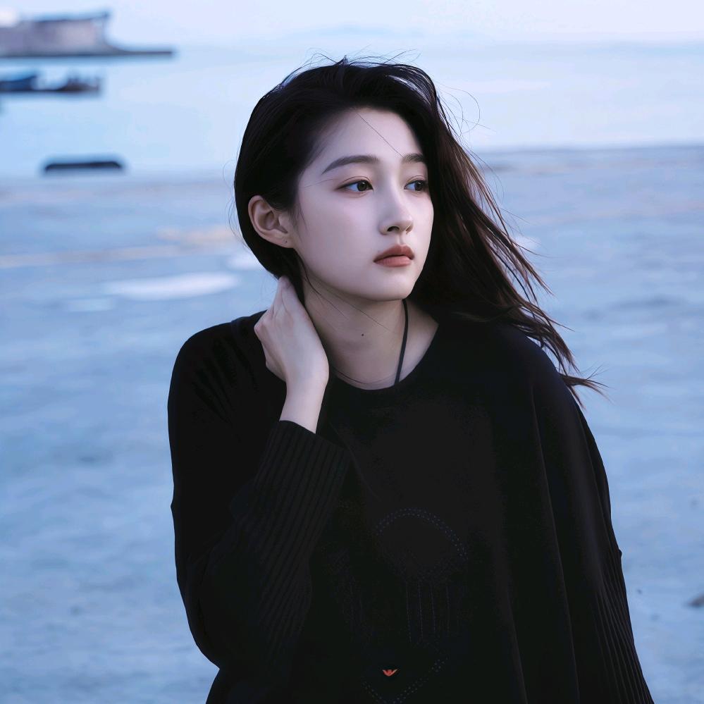 弥雾小彤